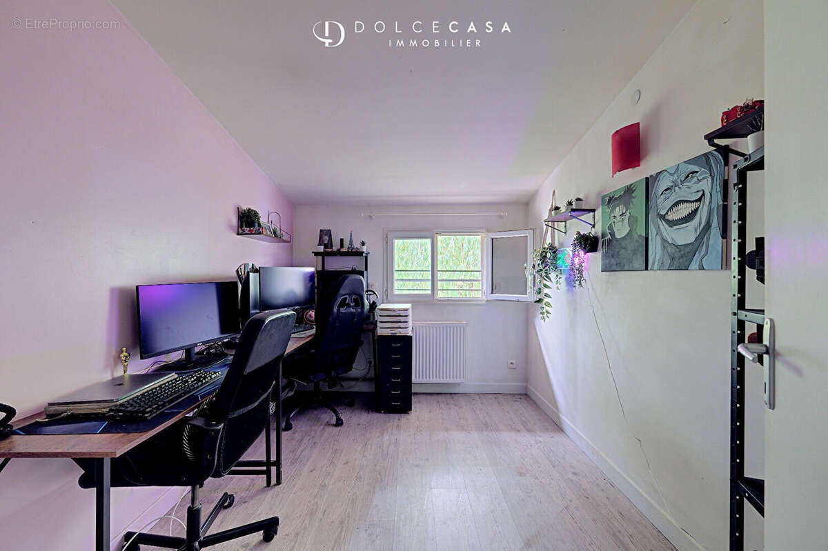 Maison à LE PERREUX-SUR-MARNE