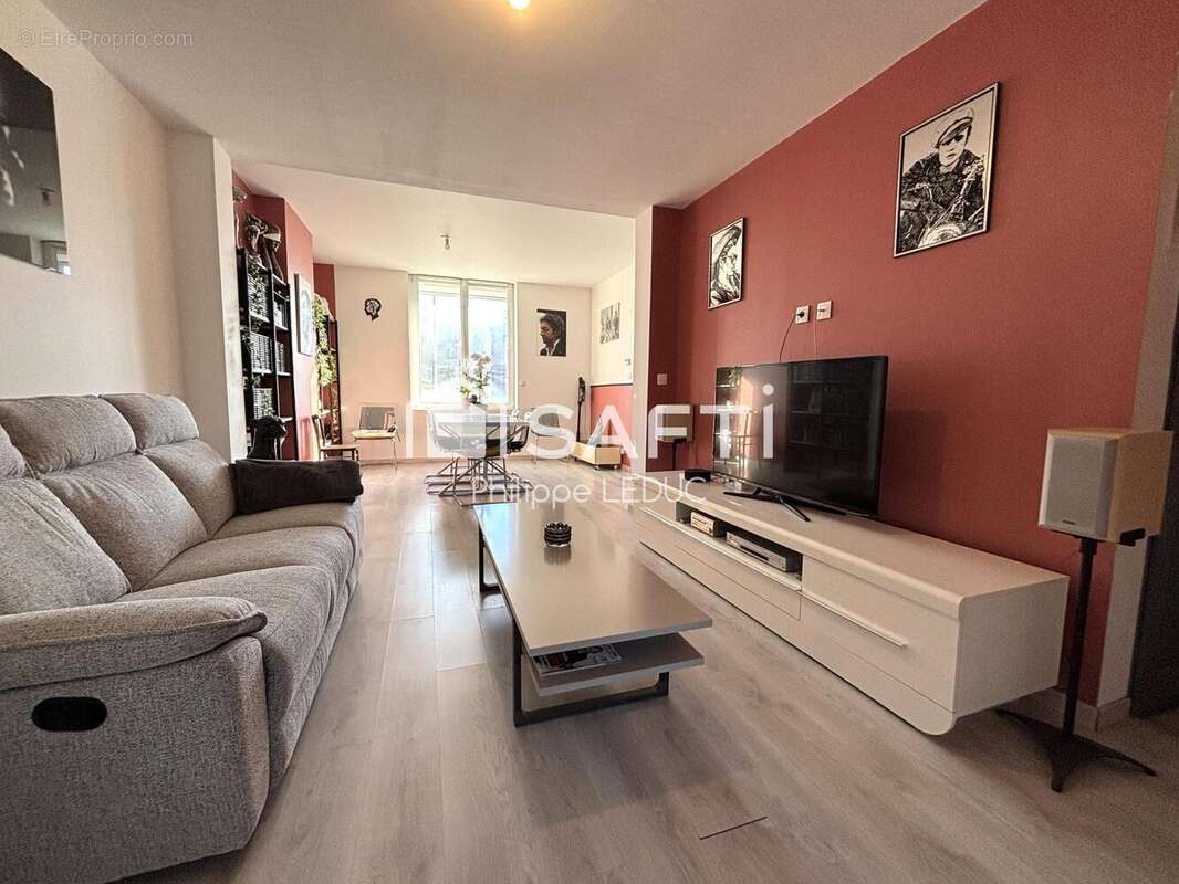 Photo 2 - Maison à NEUVILLE-SAINT-REMY