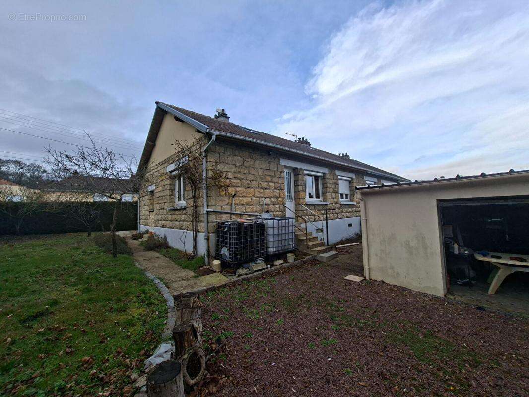 Maison à OISSEL
