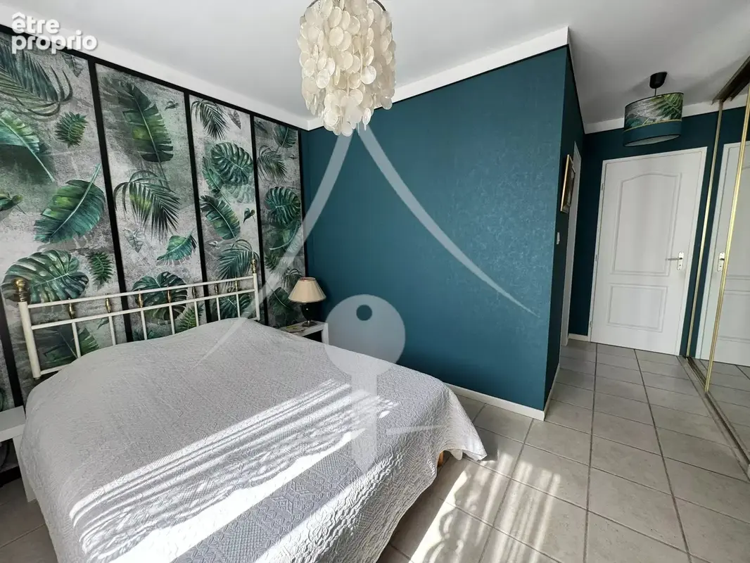 MAISON DE PLAIN-PIED T5 avec grand jardin, piscine et dépendance - photo 11