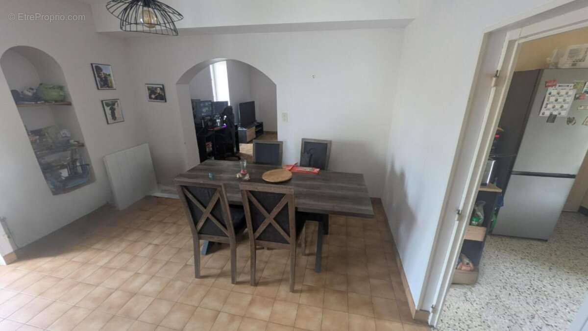 Maison à VARENNES-SUR-ALLIER