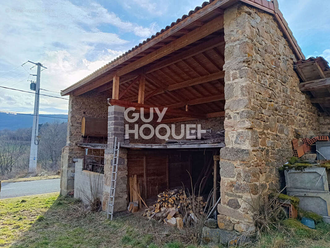 Maison à NOIRETABLE