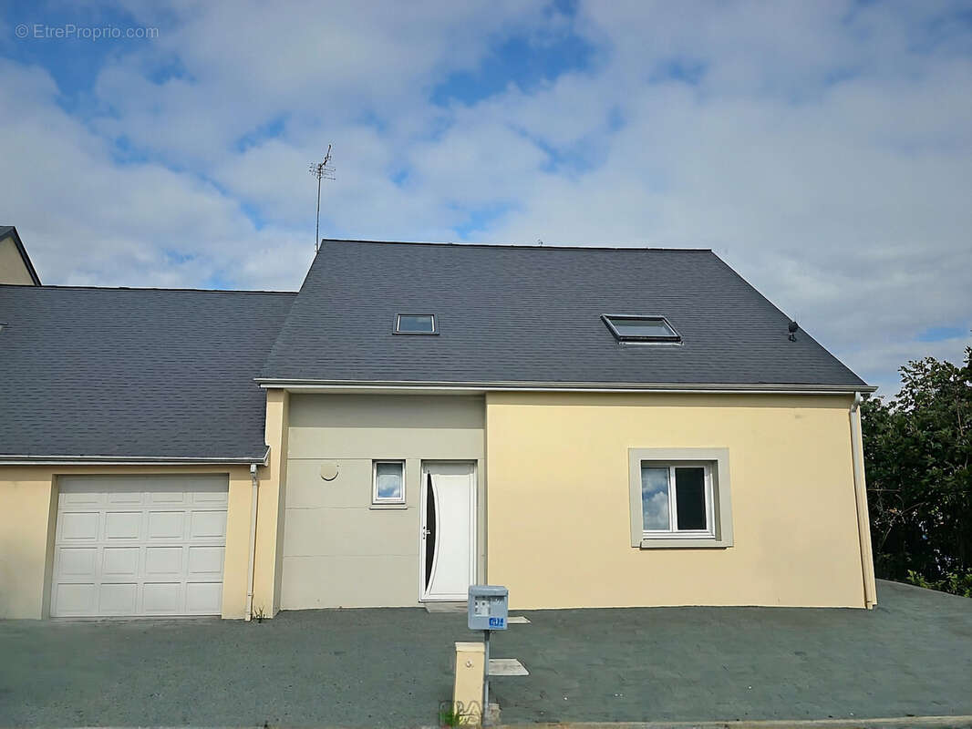 Maison à LE LION-D'ANGERS