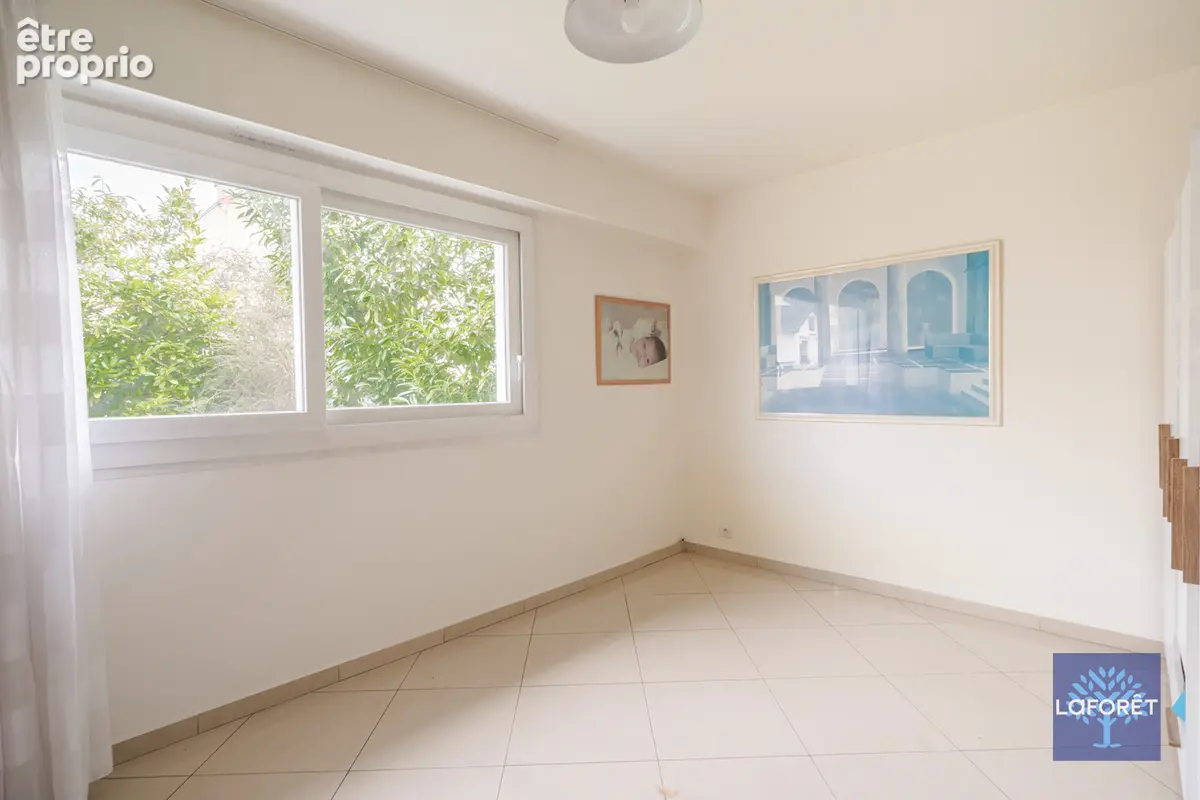 Maison Les Pavillons Sous Bois 8 pièce(s) 190 m2 - photo 12