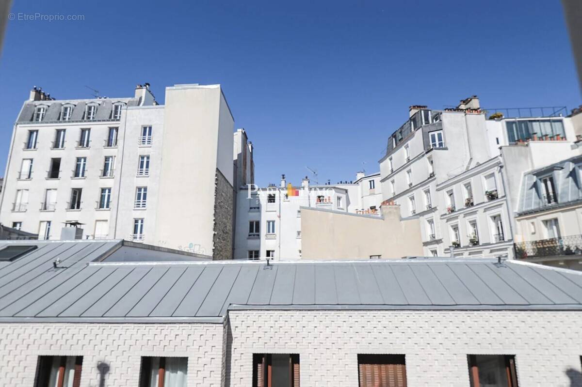 Appartement à PARIS-18E