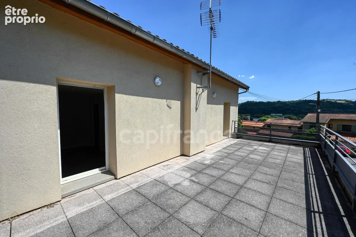 Maison en limite de campagne - 6 Pièces - Hauteurs de Givors - Divisée en 2 appartements - Potentiel locatif - photo 23