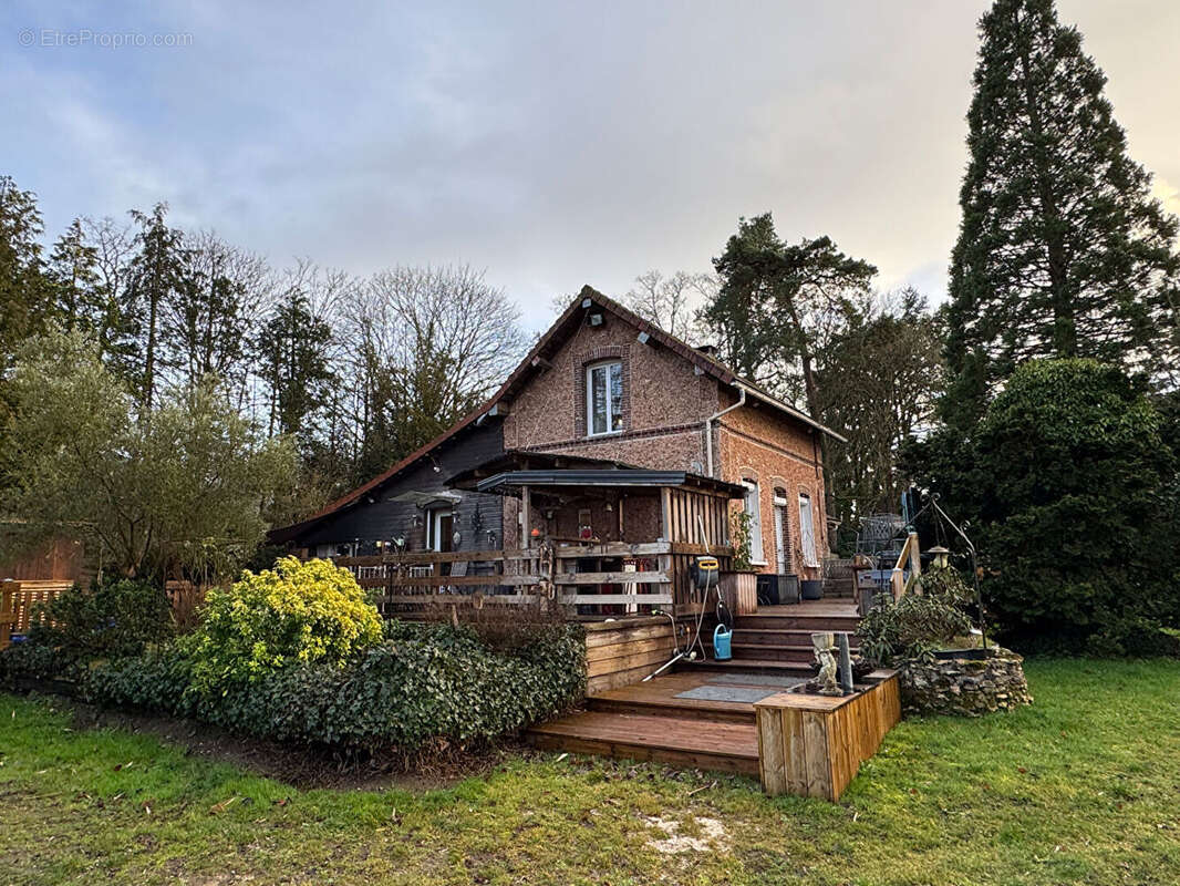 Maison de charme et ses dépendances  Saint Leger En Yvelines 4 pièces 124 m2 - photo 2