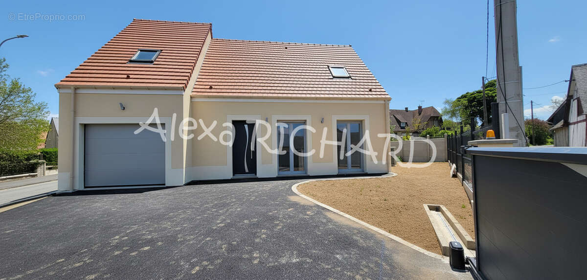 Maison à CONCHES-EN-OUCHE