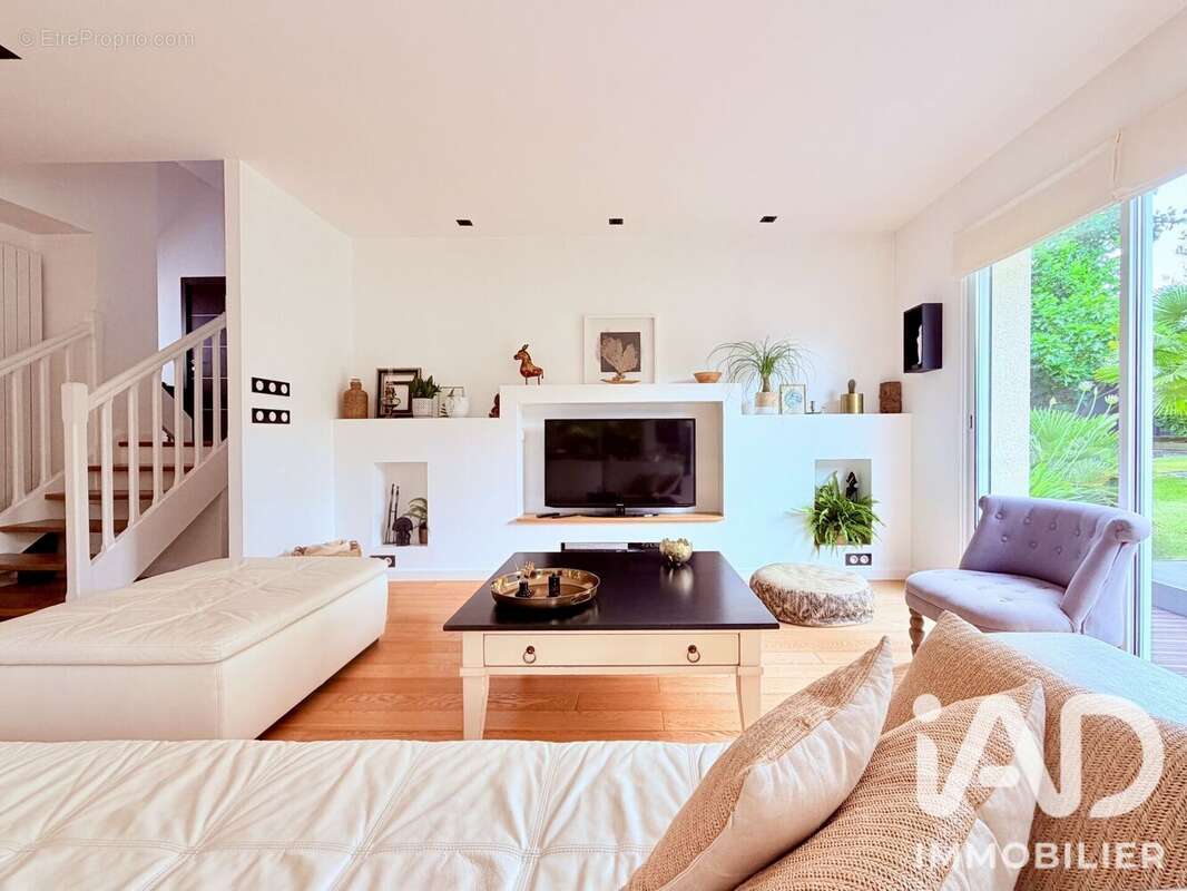 Photo 3 - Maison à CREVIN