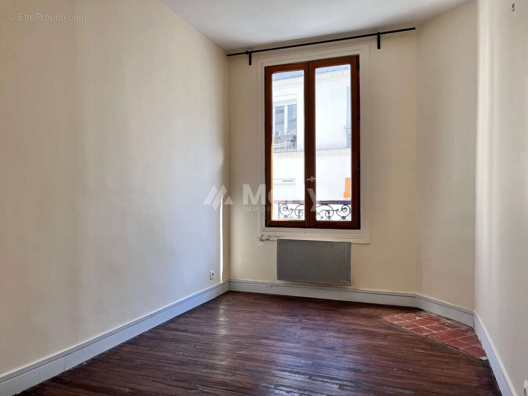 Appartement à PARIS-10E