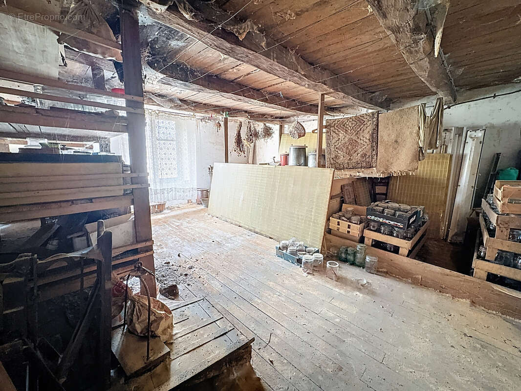 Maison à OELLEVILLE