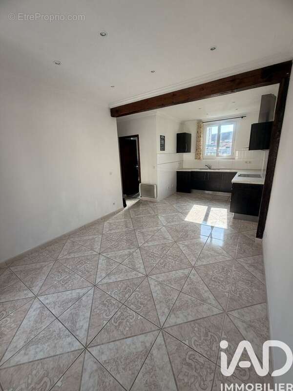 Photo 2 - Appartement à JUVISY-SUR-ORGE
