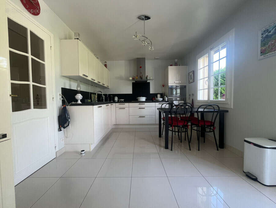 Maison à NOGENT-SUR-OISE