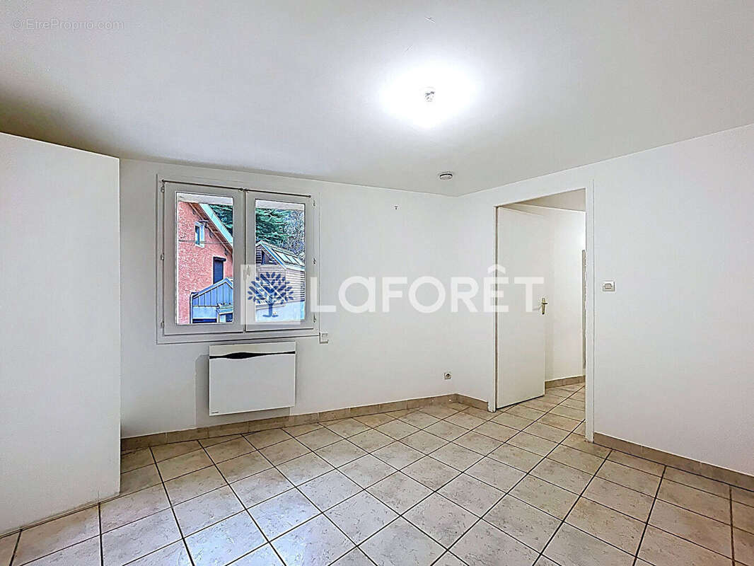 Appartement à BOURGOIN-JALLIEU