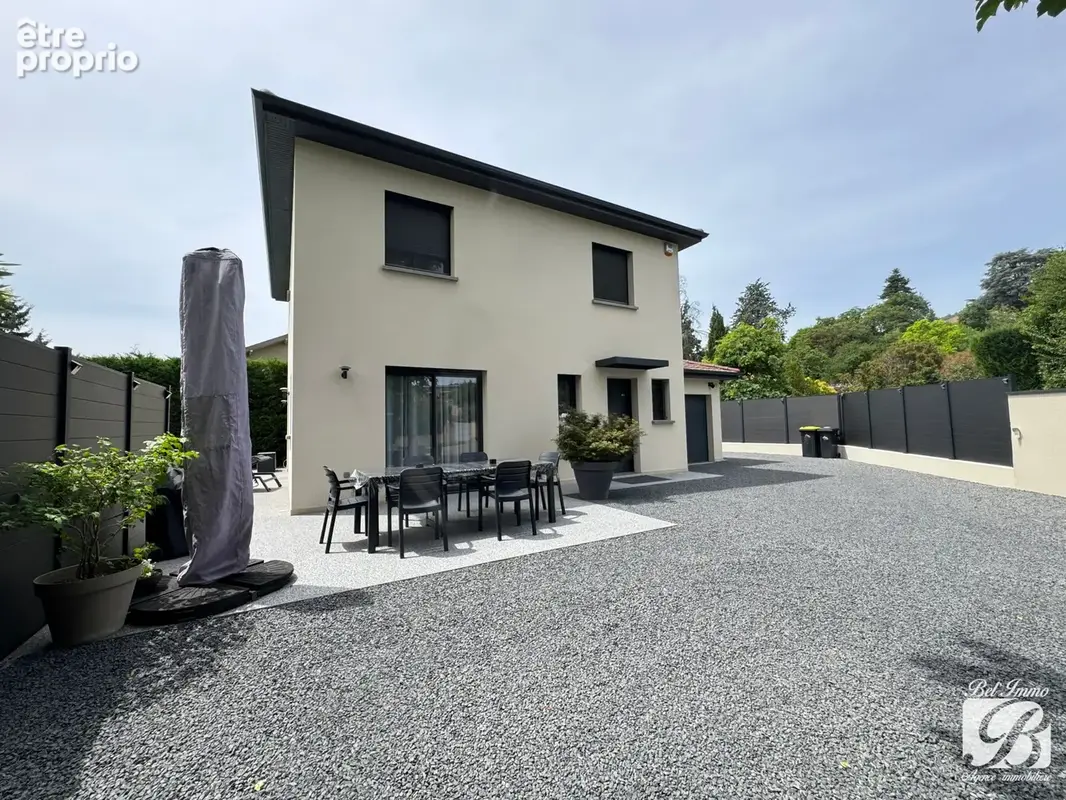 Belle maison récente avec piscine - photo 12