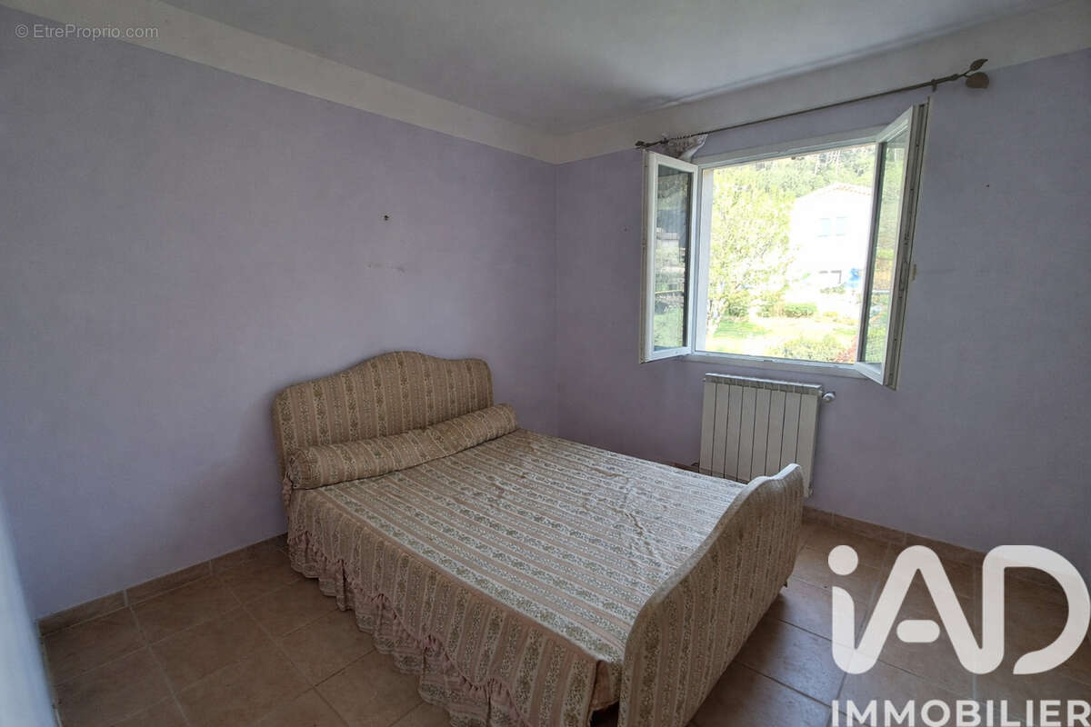 Maison 111 m² à L'estrechure  - photo 9