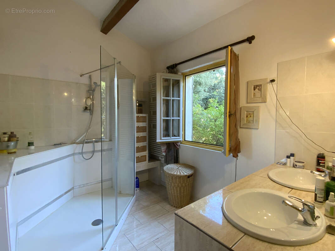 Maison à UZES