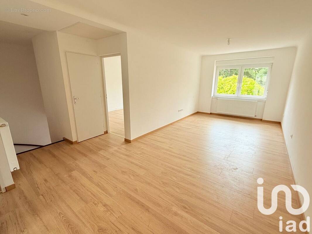 Photo 1 - Maison à VERNY