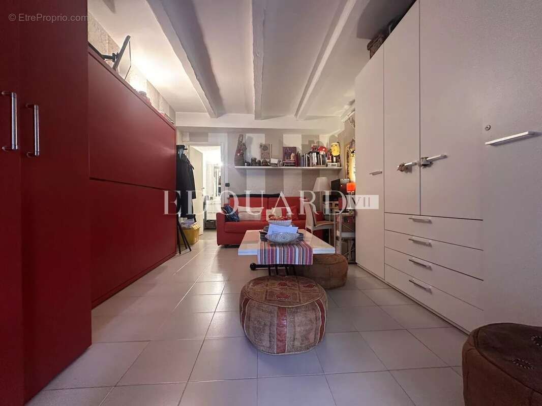 Appartement à MENTON