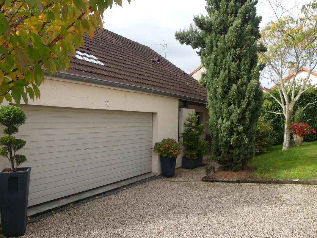 Maison à LE CREUSOT