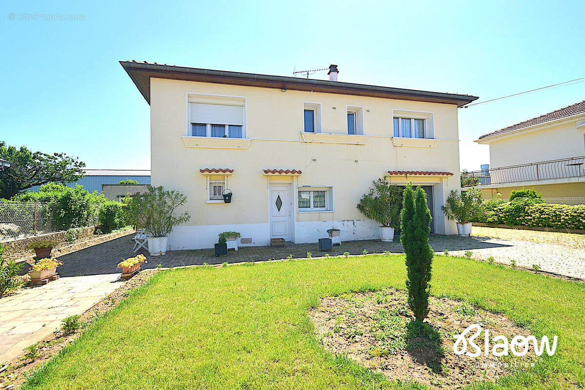 Maison à DECINES-CHARPIEU