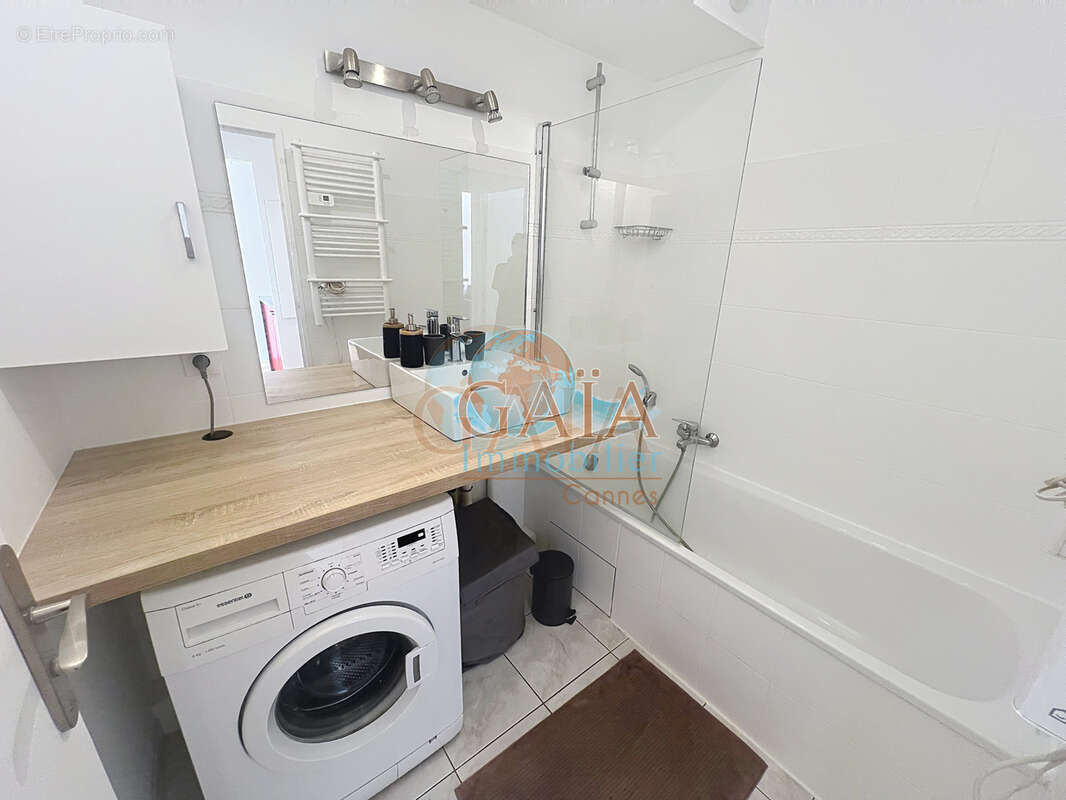 Cannes montfleury 2p 39m2 terrasse parking bon etat  5 minutes de la croisette - photo 7