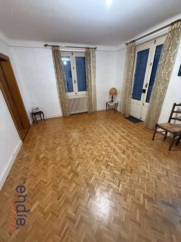 Maison à ROCHECHOUART