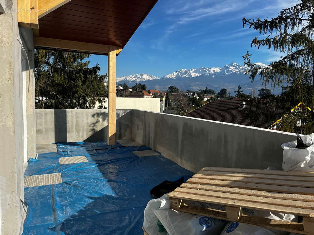 Appartement à LA TRONCHE