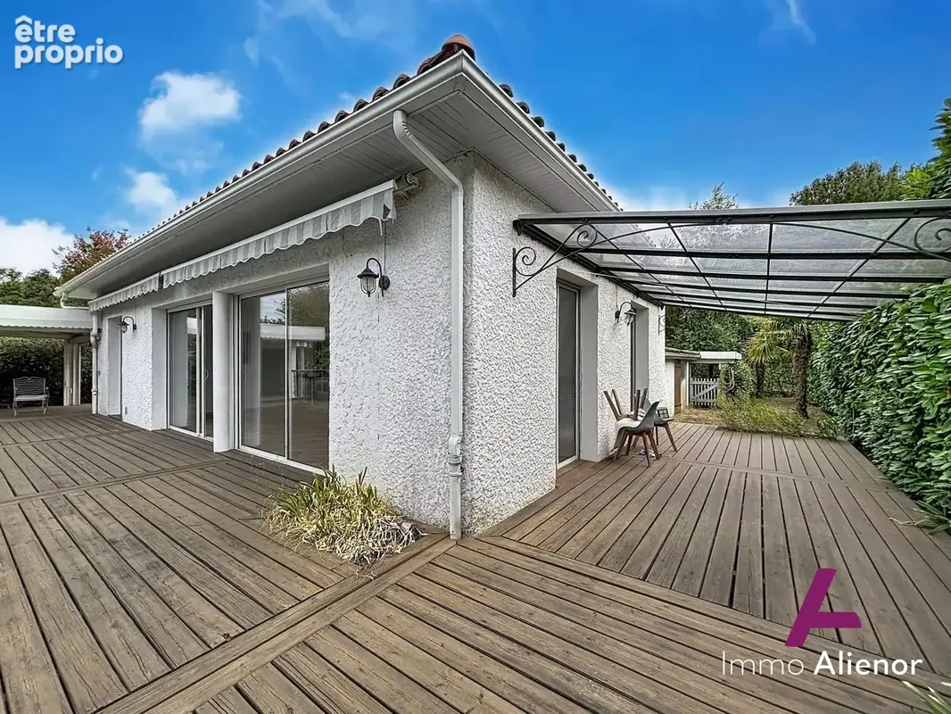 Maison 4 pièces 146 m² à vendre à Merignac (33700) - photo 3