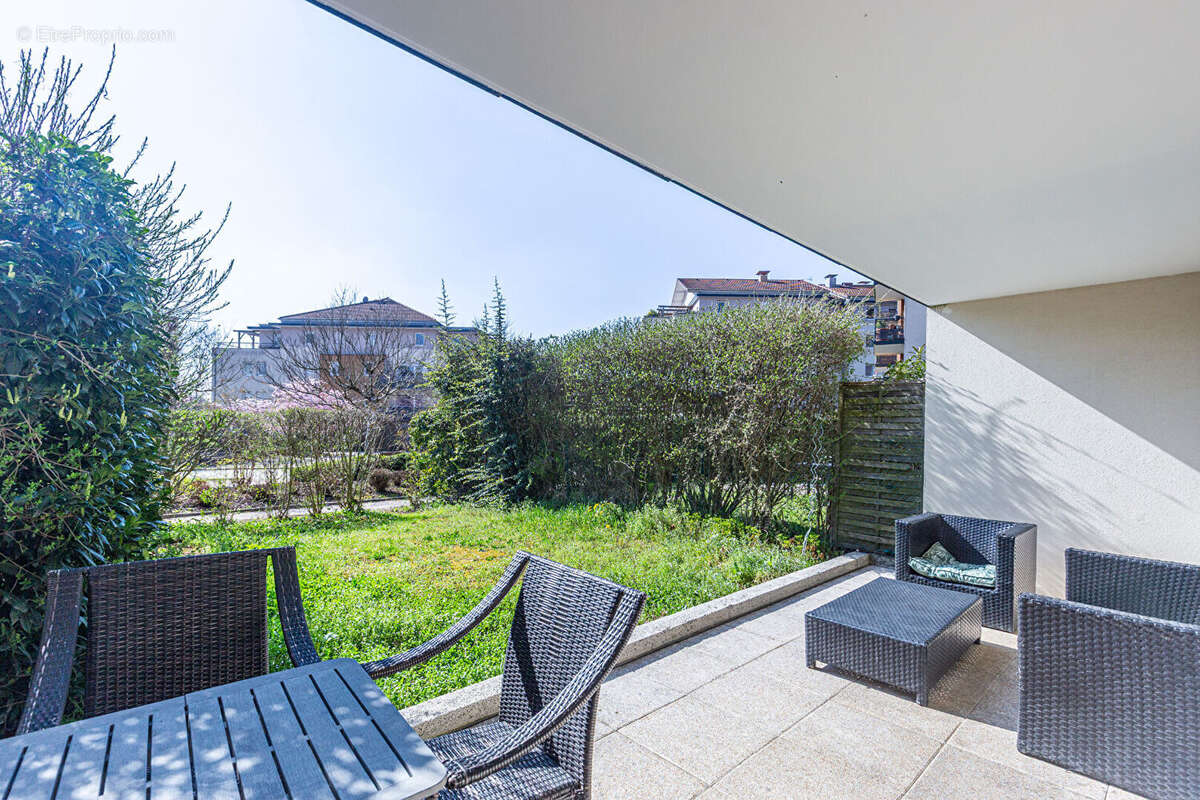 Agence immobiliere laforet - exclusivite - "grevillea" - annecy / pringy - appartement t4/t5 de 83.79m² - jardin - place de stat - photo 6