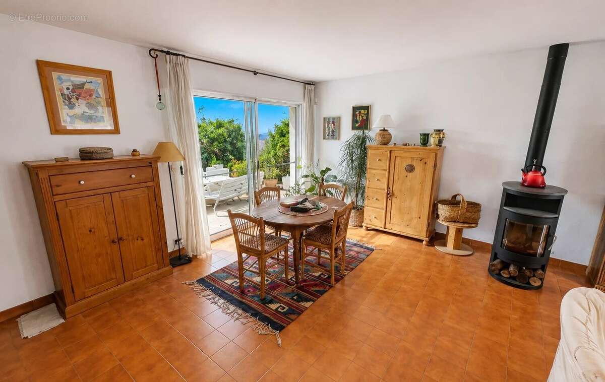 Maison à NIMES