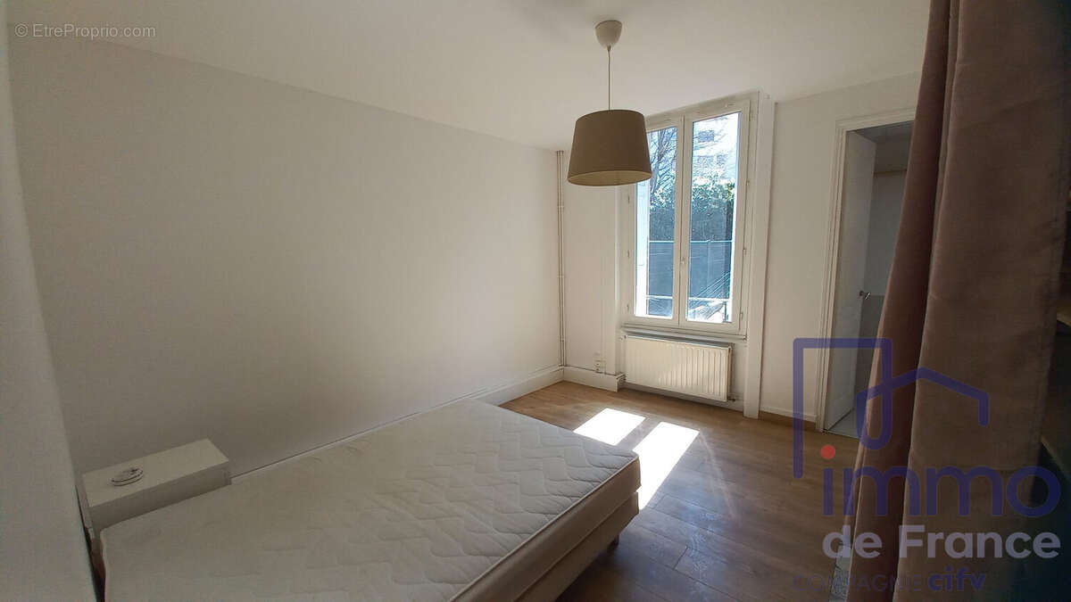 Appartement à SAINT-ETIENNE