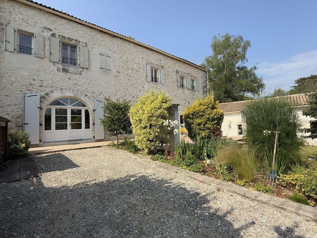 Maison de caractere - photo 2