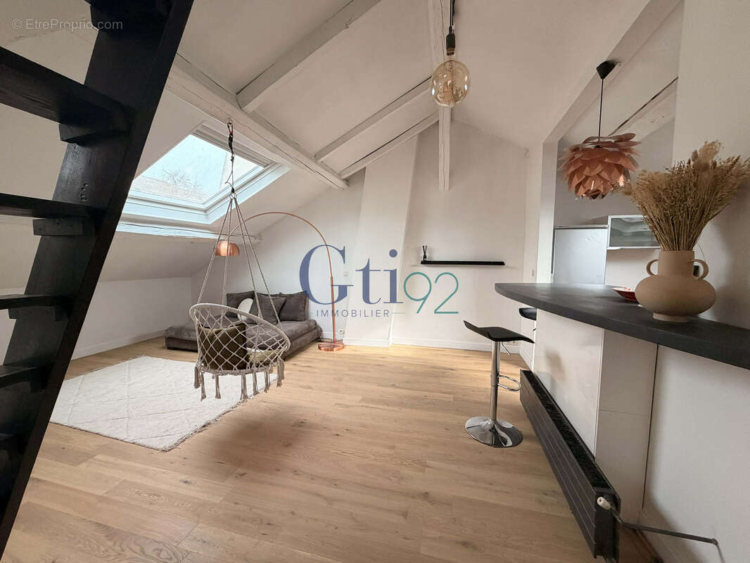 Coup de coeur - appartement atypique et optimise - photo 2