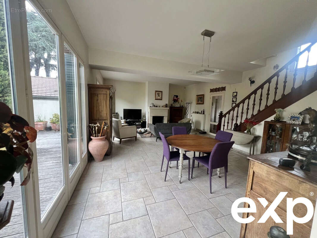 Maison à PORCHEVILLE