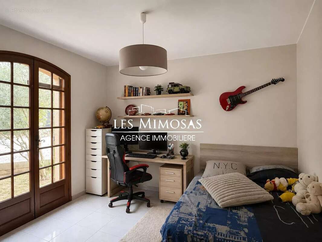 Maison à FREJUS
