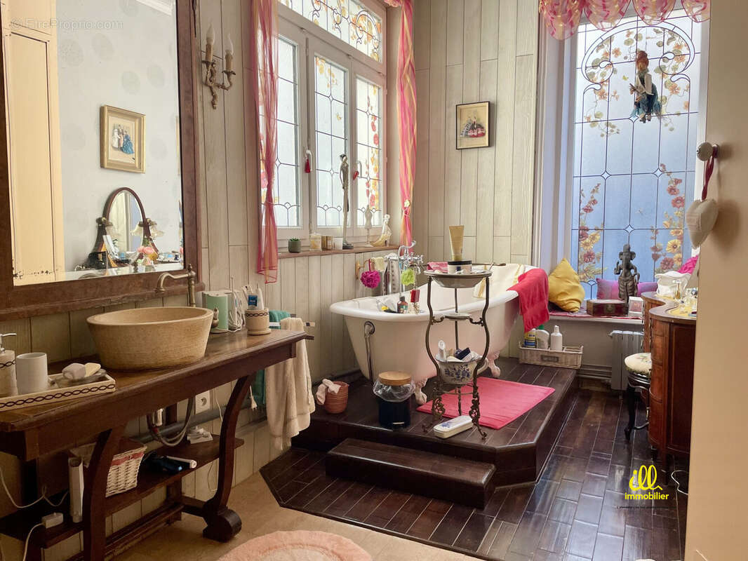 Appartement à CHARLEVILLE-MEZIERES