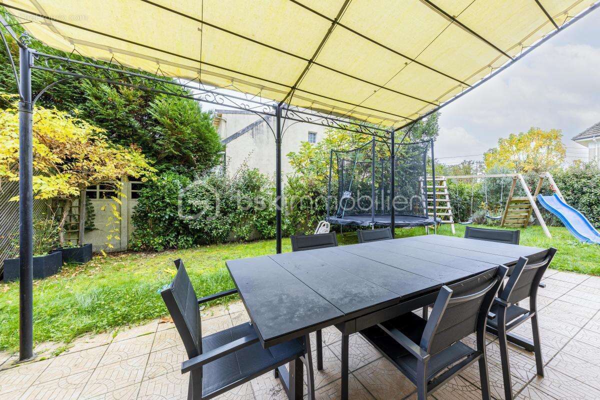 Maison à CONFLANS-SAINTE-HONORINE