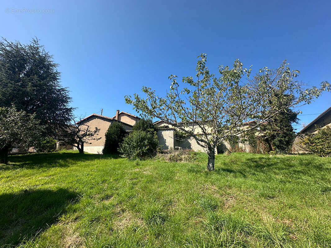 Maison à POLLIONNAY