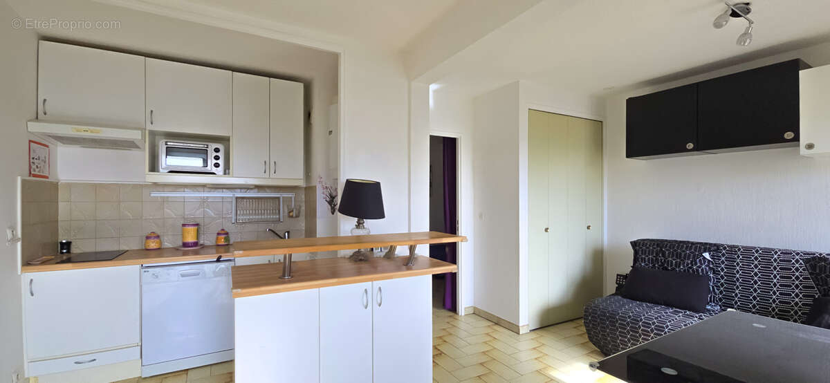 Appartement à SIX-FOURS-LES-PLAGES