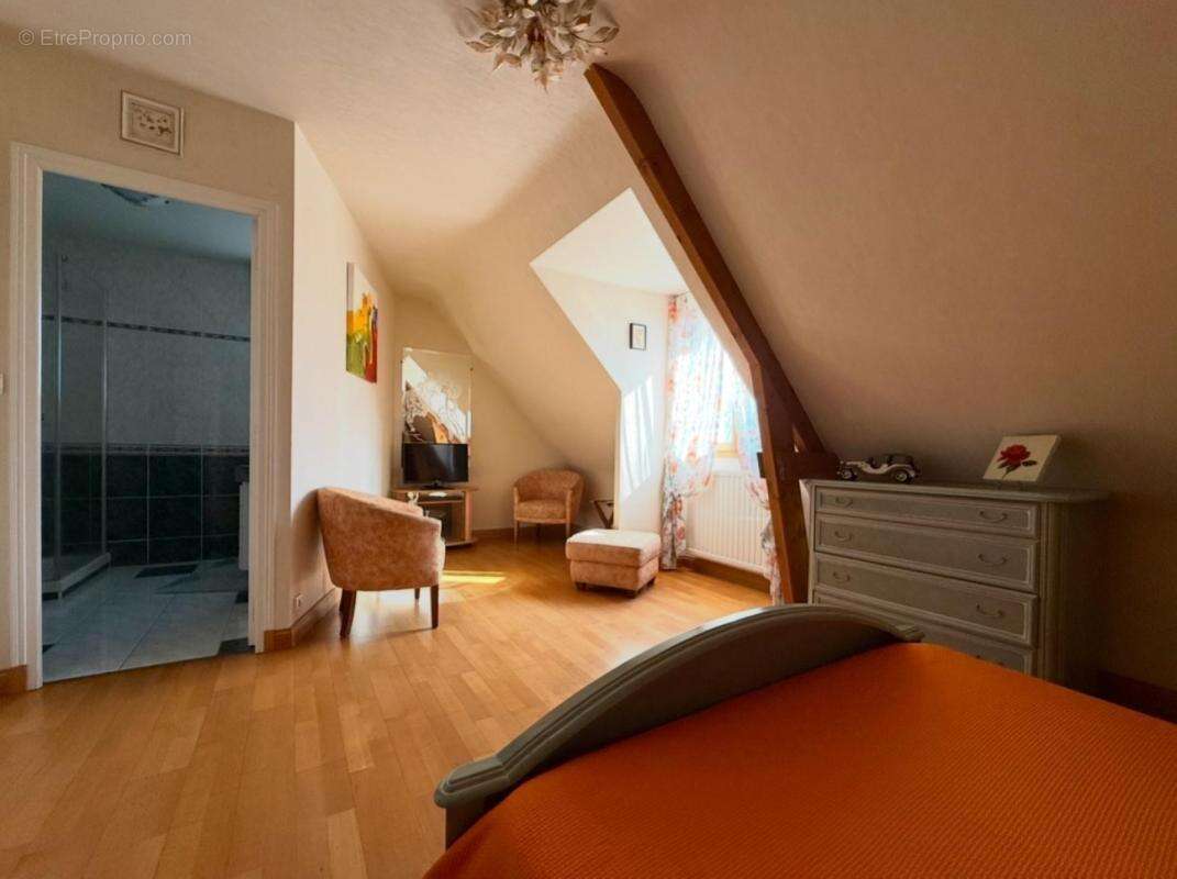 Maison à MALESTROIT