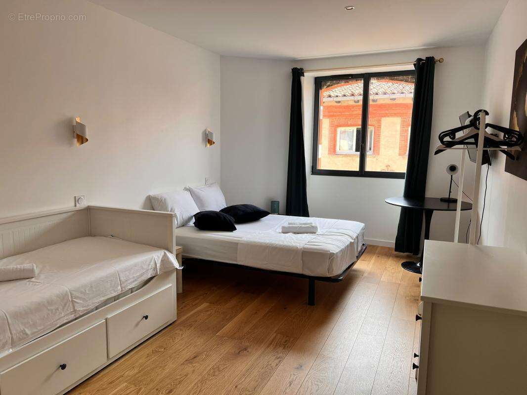 Rue des Changes – Rare T4 de 109 m² au dernier étage - photo 5