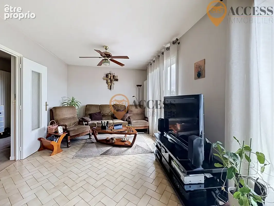 VILLEPINTE - Jolie Maison familiale dans un secteur agréable ! - photo 3
