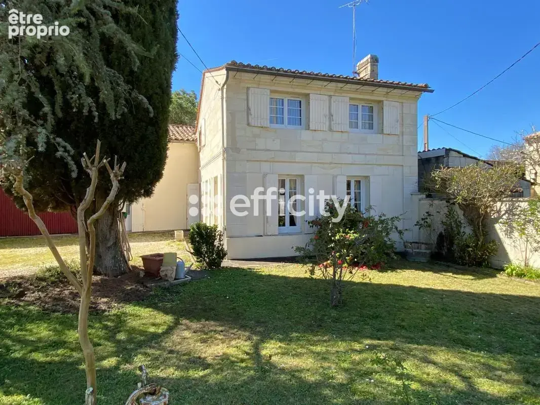 Maison 6 pièces 136 m² à vendre à Lugon-Et-L'ile-Du-Carnay (33240) - photo 2