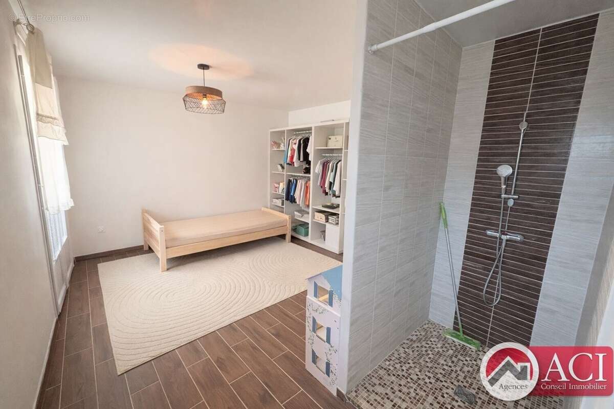 Maison à Meru (60110) - photo 7