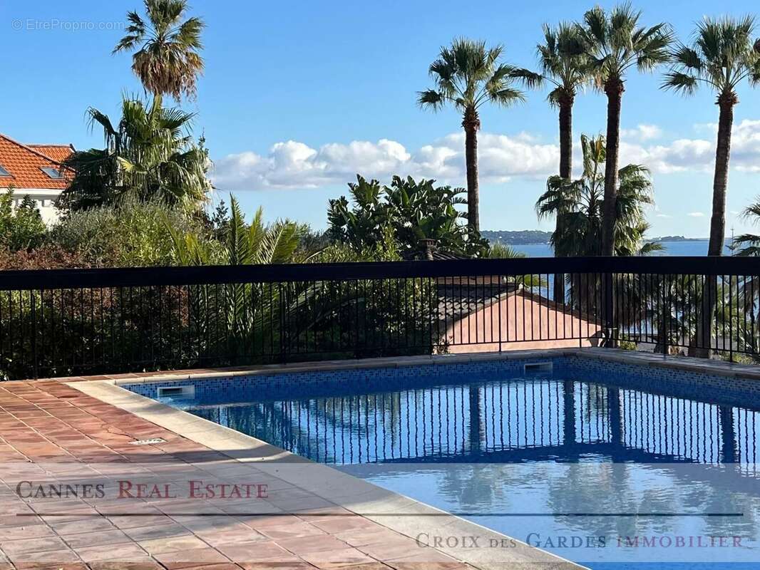 EXCLUSIVITÉ – Studio avec vue mer, piscine et accès privatif plage - photo 3