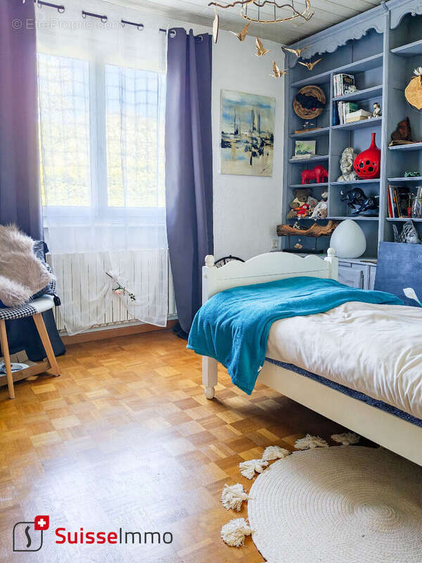 Maison à COLOMBIER-FONTAINE