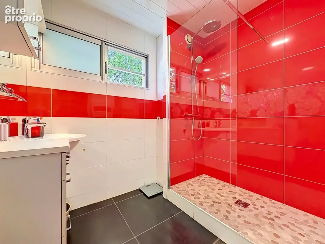 Appartement T3 79m² - bel espace lumineux - ANNEMASSE (74) - photo 9
