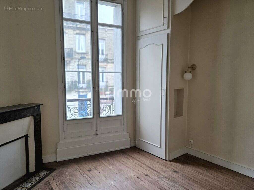 Appartement à BORDEAUX