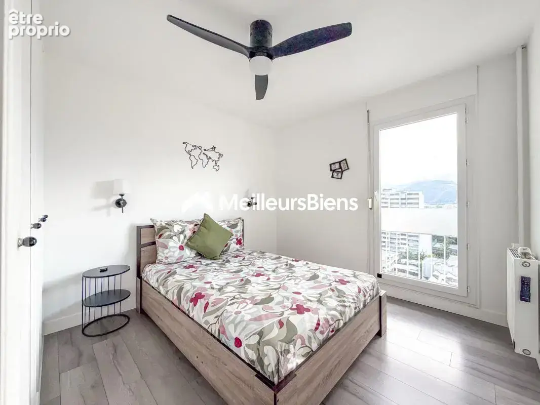Grenoble - Appartement T3 de 78m2 - photo 14